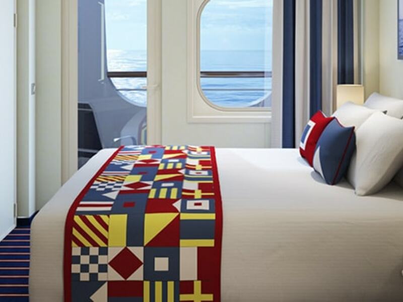 Family Harbor Cove Balcony